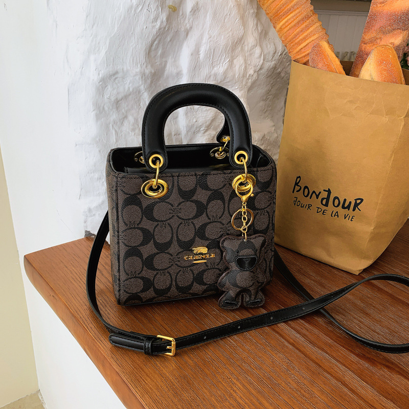 Lüks Kadın Çantası 2026 Yeni V - Women'S Bags At M&S incelemesi ve fiyatı
